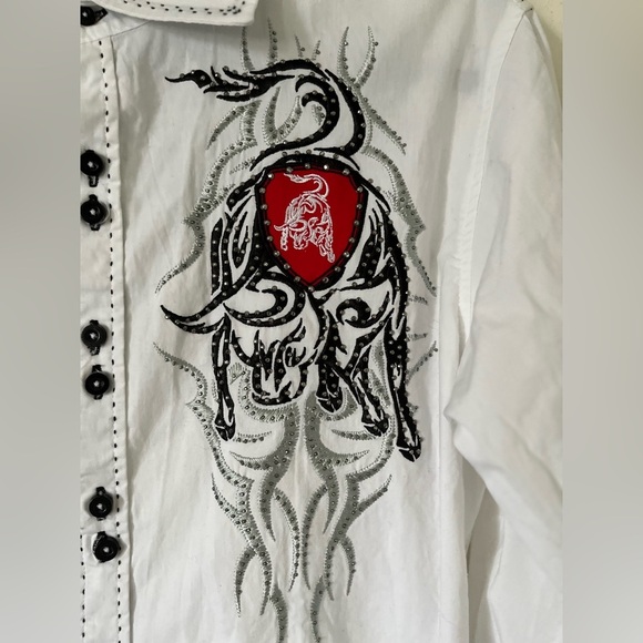 Victorious Los Angeles Western Bull Fighting Button-down Shirt - Picture 10 of 10